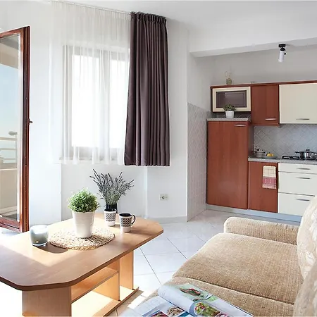 Beautiful In With Kitchen